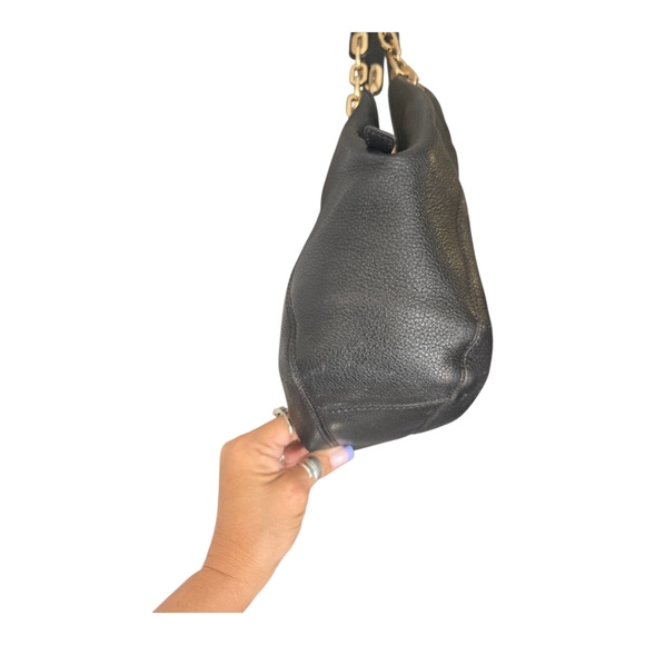 MICHAEL KORS FULTON BLACK PEBBLE LEATHER CHAIN BAG TOTE EXTRA ROOMY EUC - Picture 4 of 16